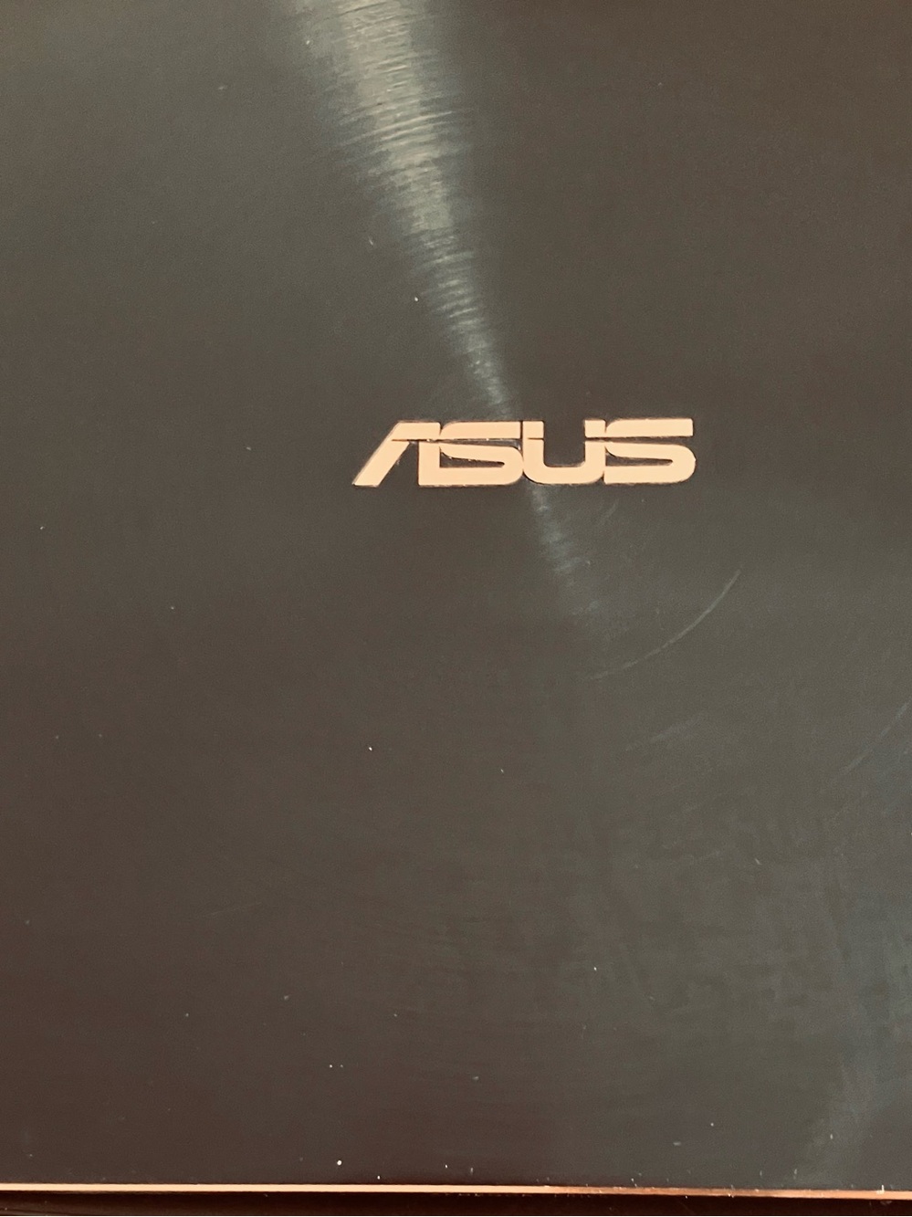 ASUS Ultra Light Weight Laptop - Brushed ZenBook S 16 GB RAM 512 SSD  UX391FA